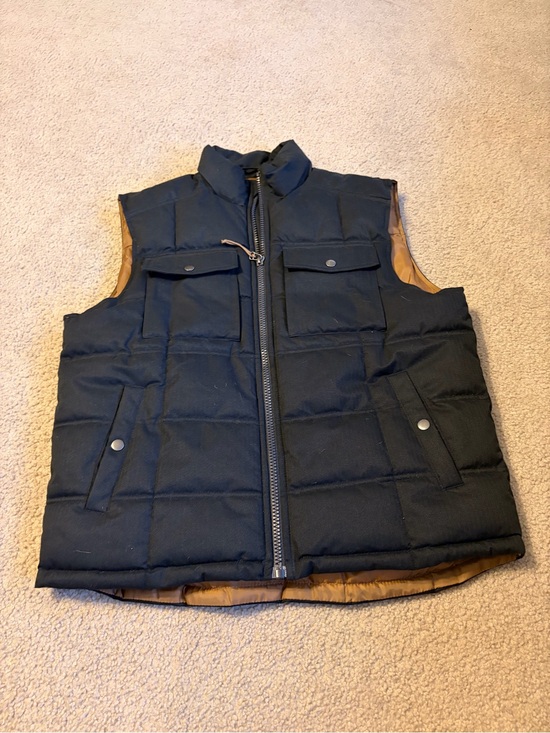 Goodfellow & Co Other - Goodfellow & Co Black Quilted Puffer Vest with Tan Lining